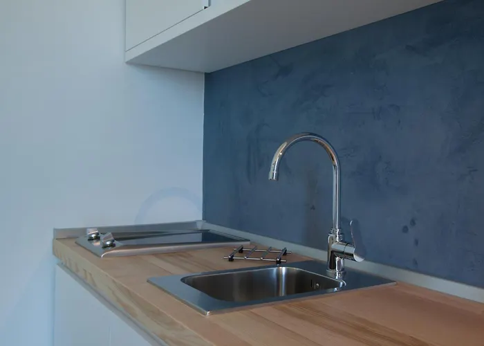 A Tonnara تْشيفالو