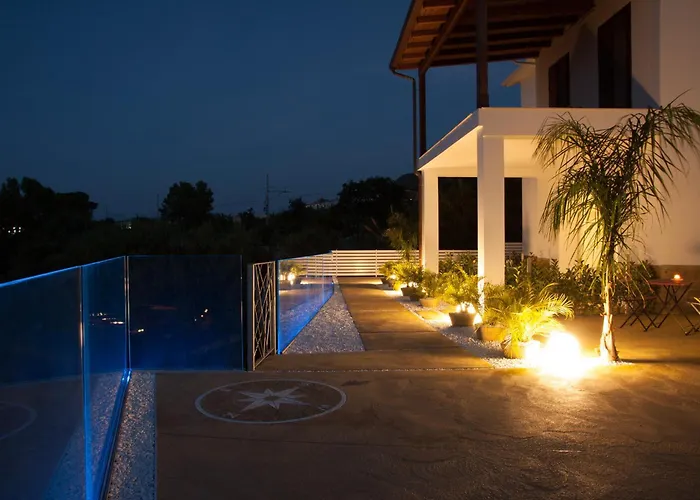 بيت ضيافة A Tonnara 4*