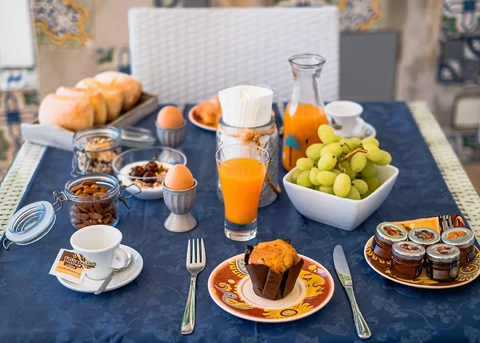 A Tonnara Гостьовий будинок Чефалу